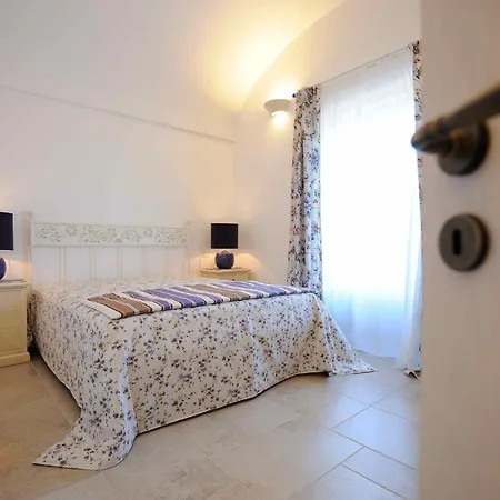 Arco Di Sole * Alberobello